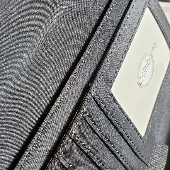 Liz Claiborne "Money Talks" Wallet NWT - Picture 16 of 16